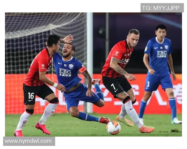 杭州足球队积分榜领跑74分展现强劲实力引发关注