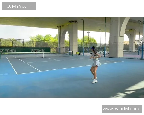 重庆网球队的区域防守策略解析与深度剖析网球竞技的战术运用